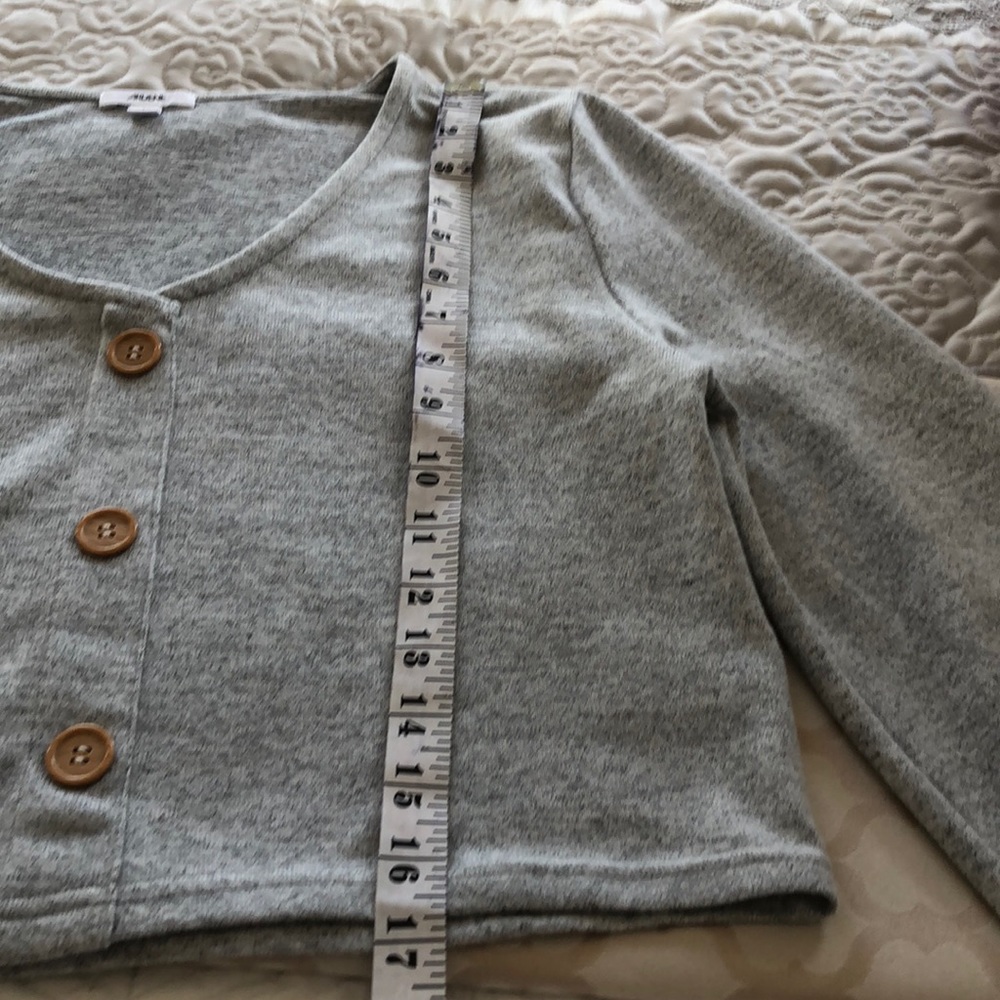 5/25🌻Super soft cozy Ardene long sleeve crop top M - Picture 4 of 5